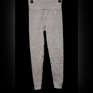 Gymshark Gray Leggings EUC Size 2 (26 Waist)